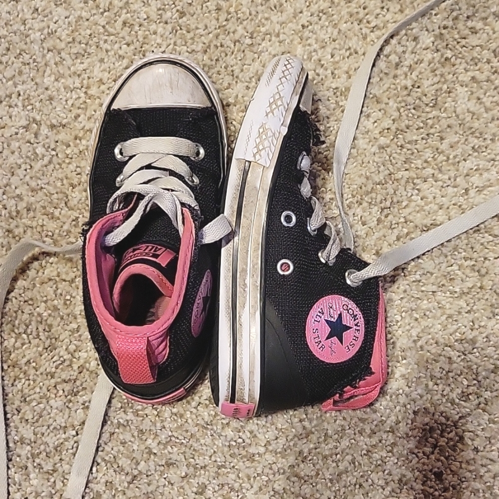 CONVERSE - Kids Size 11 - Bicolor Pink Black Play Condition Used Sneakers
